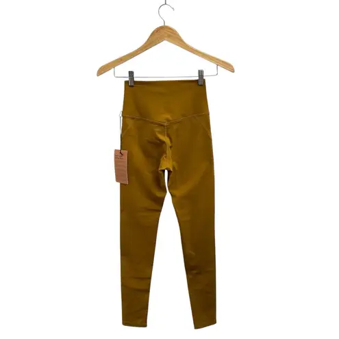 Girlfriend Collective Compressive High-Rise Leggings In Saddle Size XS