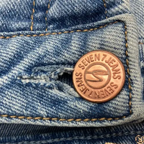 Seven7 Distressed Straight leg Blue Jeans woman’s size 8