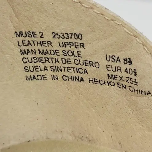 Earth Spirit Womens Shoes Size 8.5 Cream Leather Open To0e Slip On