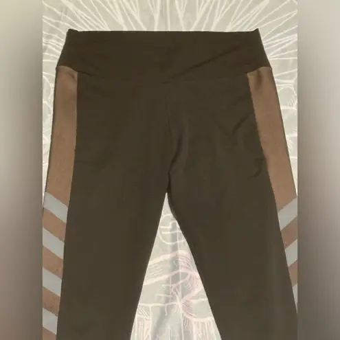 New Mix EUC Black and Brown Side Mesh Panel Leggings size medium
