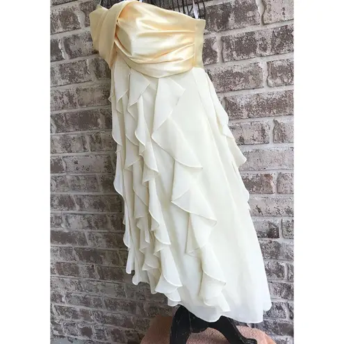 XScape Strapless Dress 6 Pale Yellow Ruffled Wedding Cocktail Cruise Hal…
