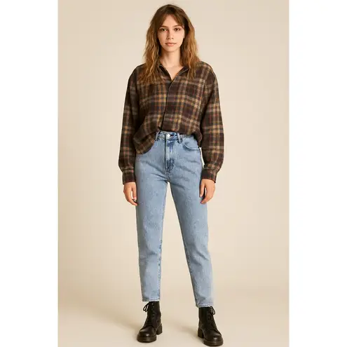 Bill Blass Vintage 90s Petite Acid Wash Mom Jeans Size 6