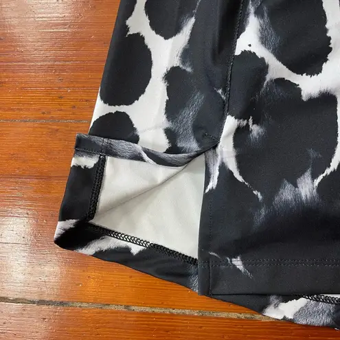 Nike  Black White Dry Fit 17in UV Victory Golf Skort ~ Size XS 💚🍄