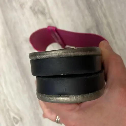 Bandolino Pot Pink Sandals / Flip Flop Style with Diamond Stud Charm Size 8