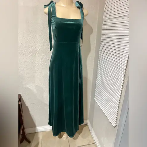 Birdy Grey Velvet Emerald Size medium lovely soft