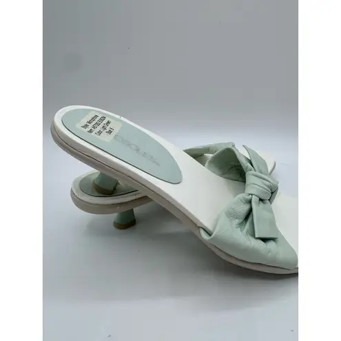 Aerosoles Y2K Vintage Microphone Light Green Bow Kitten Heel Slides Size 8 NIB