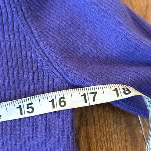 Mercer & Madison 100% Italian merino wool purple ribbed turtleneck sweater M Size M