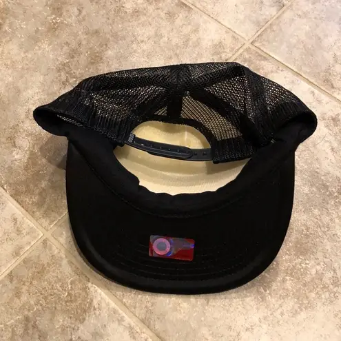 🆕 Penn Quakers unisex SnapBack …