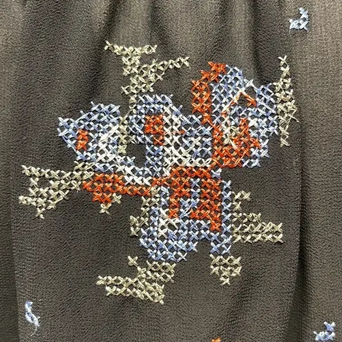 Ro & De NWT Black Strappy Floral Embroidered Open Shoulder Top Size Medium