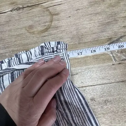 Zac & Rachel Women's Gray Striped Hi Rise Belted Linen Pants Size Medium Cropped