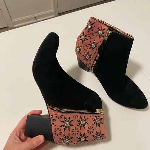 EUC | Miss Albright beaded ankle boots — size 8 Black