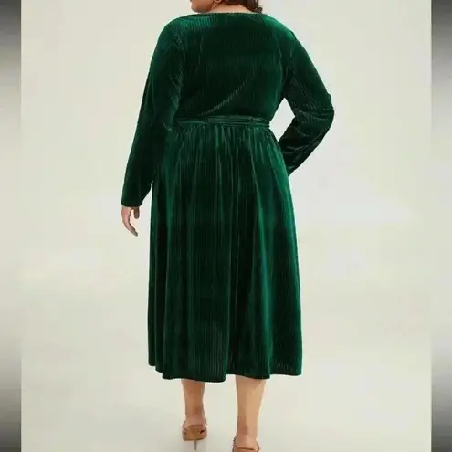 NWT!Dark green rib velvet wrap hem wrap pocket belt dress Size 12 or Large