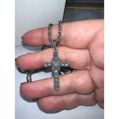 Vintage Sterling Silver Chain and Cross Pendant Silver