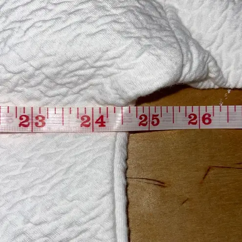 Neon Buddha Waffle Textured Crewneck Sweatshirt Large EUC White