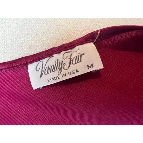 Vanity Fair Nightgown gown Medium Satin 30-107 Nylon Floral Embroidered Vintage