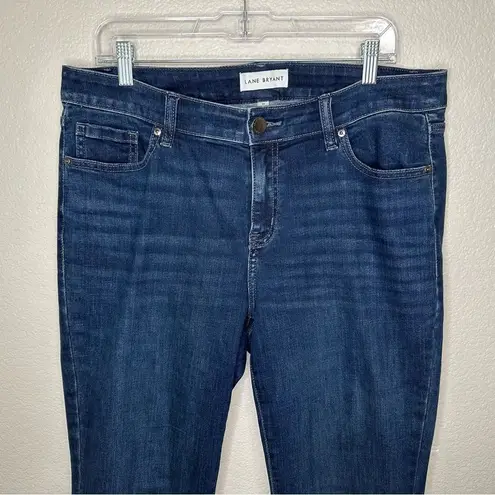 Lane Bryant  Flex Magic Waist band Signature Fit Straight Jeans