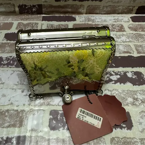 Classical Style Women's Bag Metal