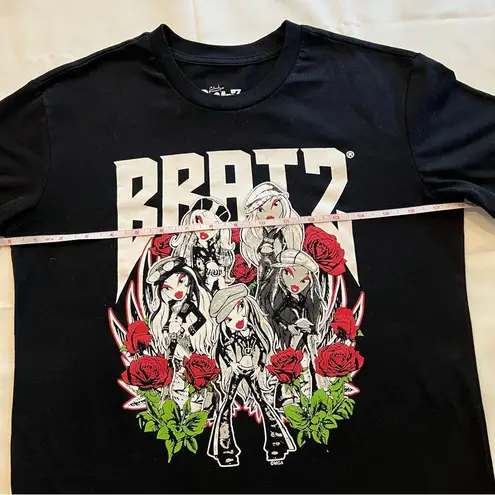 Bratz graphic t shirt women’s size XS black short sleeve crew neck Bratz doll