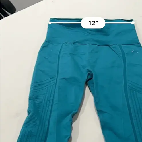 Leonisa Shapewear biker High Waisted and Butt lifter teal size small Blue