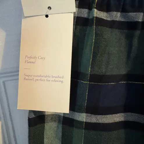 Stars Above Cozy Flannel Pajama Shorts Green Plaid Women’s Size Small NWT