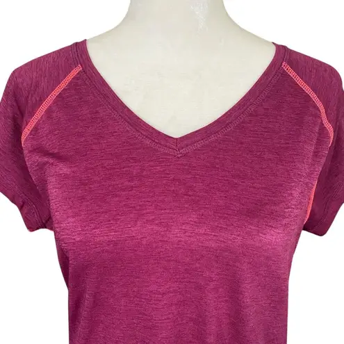 Everlast women's size medium cranberry short sleeve v-neck stretchy t-shirt