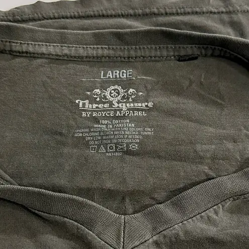 Missouri Tigers Distressed Black T Shirt Womens L Mizzou V Neck Cotton Tee NCAA Gray Size L