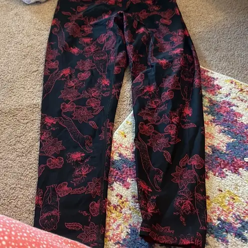 DKNY  tiger leggings M