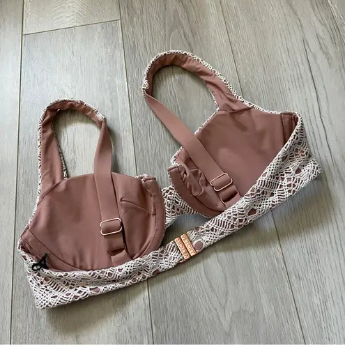 Vetchy Bikini Top crochet underwire padded womens Beige White (xsmall) Size XS