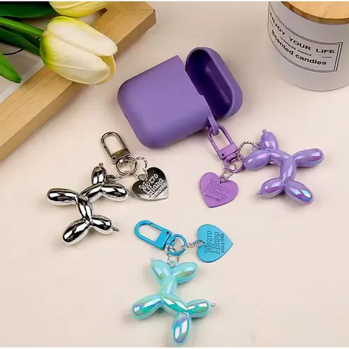 Boutique NEW Iridescent Purple Balloon Dog Keychain Purse Charm Y2K
