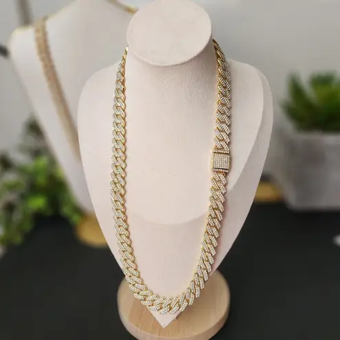 Gold Chunky Iced Out Miami / Cuban Link Chain Necklace