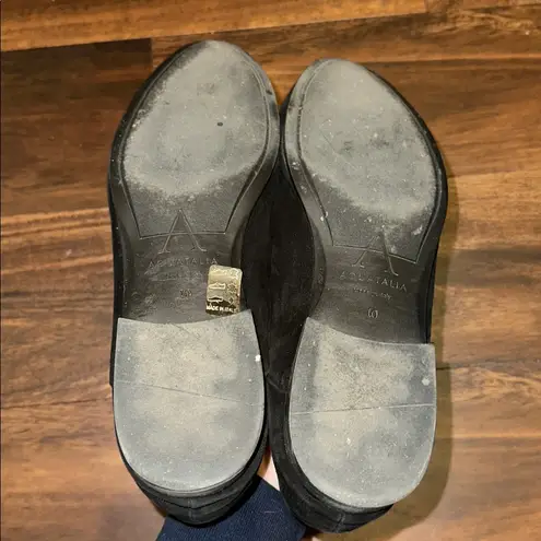 Aquatalia Emmaline Water Resistant Black Loafer in Size 10