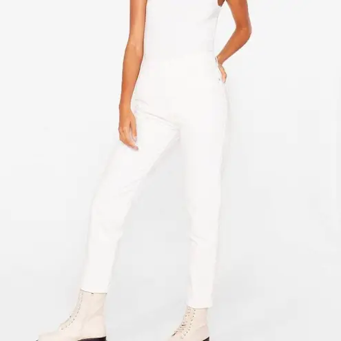 Nasty Gal  Redial Slim High Waisted Mom Jeans White Size 8 Large New