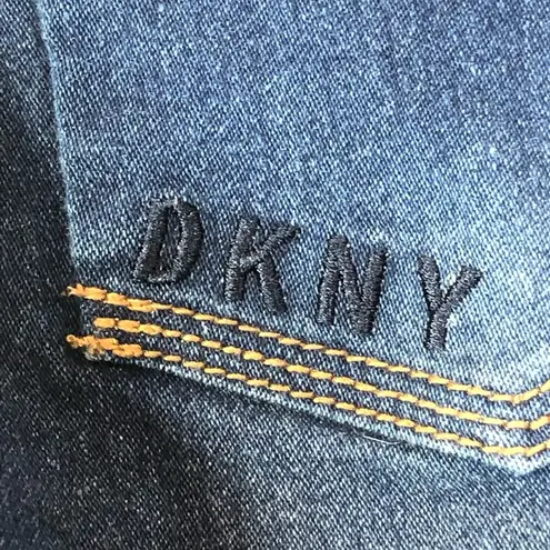 DKNY  Skinny 4-Pocket Dark Blue Wash Jeans with Belt Loops