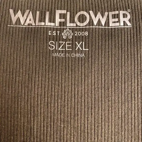 Wallflower Ribbed Romper XL Olive Pink Trim Stretch Casual Lounge Jumpsuit NWT Green