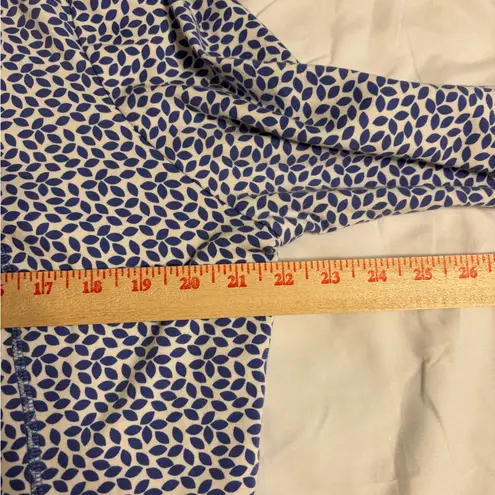 Appleseed’s XL Blue & White Leaf Print Zip