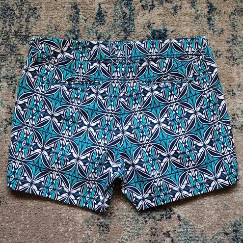 Stylus blue geo glat front chino shorts size 6