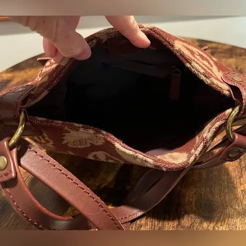 Pendleton | ladies wool hobo, convertible shoulder handbag.