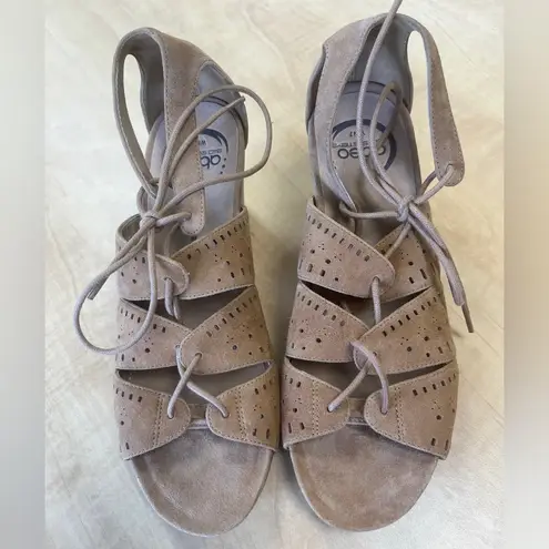 Abeo NWOB Lilia Tan Suede Cork Wedge Sandals Strappy Gladiator Sz 7 Brown