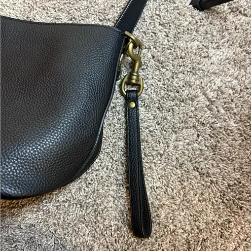 ANGELOU MINI BUCKET Black