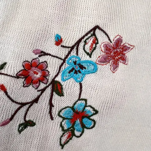 Jealous Tomato Cream Embroidered Sweater Size Small