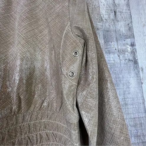 Abandon Size Medium Italian Shine Coated Leather In a Caramel Color w/Pockets Tan