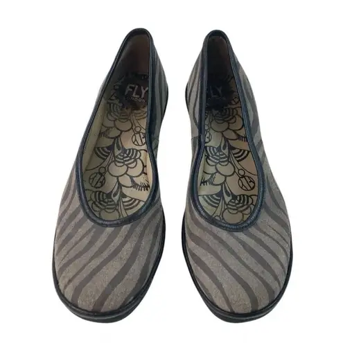 Fly London Wedge Heels Women’s Size 38 Gray Black Animal Print Comfort Shoes
