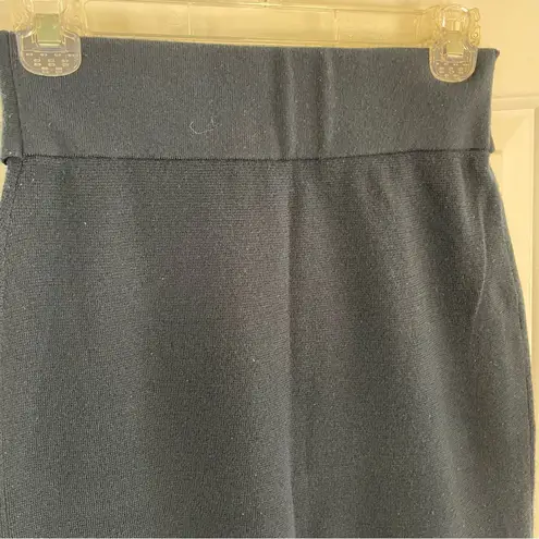 Club Monaco Club Monoco Elegant Dark blue Wool Pencil Skirt With Tied Back Size Small chic