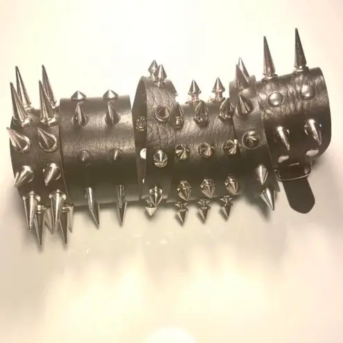 6 PCs Set Gothic PU leather Spike Bracelets “ THE SPIKE GOD “ Pack Black