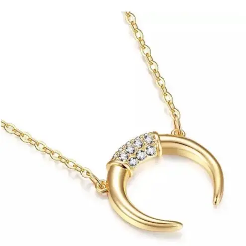 Boutique NEW Women's Gold-Plated Crescent Moon‎ Horn Necklace Size 16 + 2”