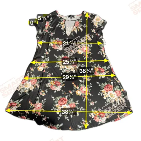 NWT Vibe Sportswear Women 2X Floral V