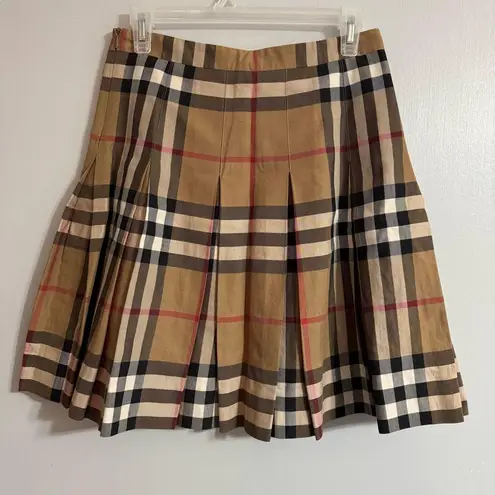 Burberry  London Nova Check Tan A-Line Pleated Skirt Size 4