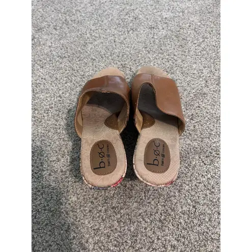 B.O.C. Born Concepts Brown Leather Floral Wedge Platform Slide Sandals Size 10