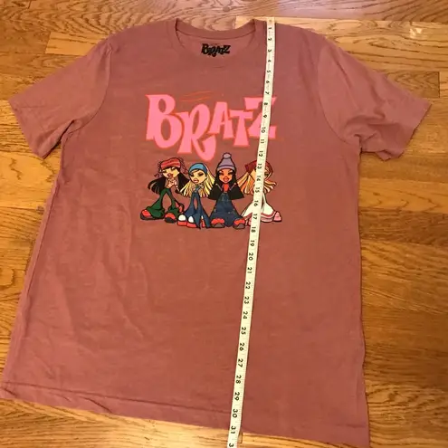 Bratz short sleeve tee size XL