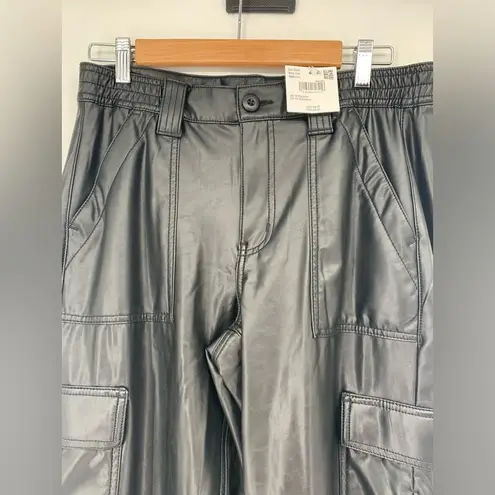 American Eagle Stretch High-Waisted Vegan Leather Straight Cargo Pant Size 10